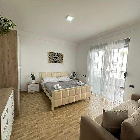 Trea Accomodations - Despacito Port Side Vlore Luaran gambar