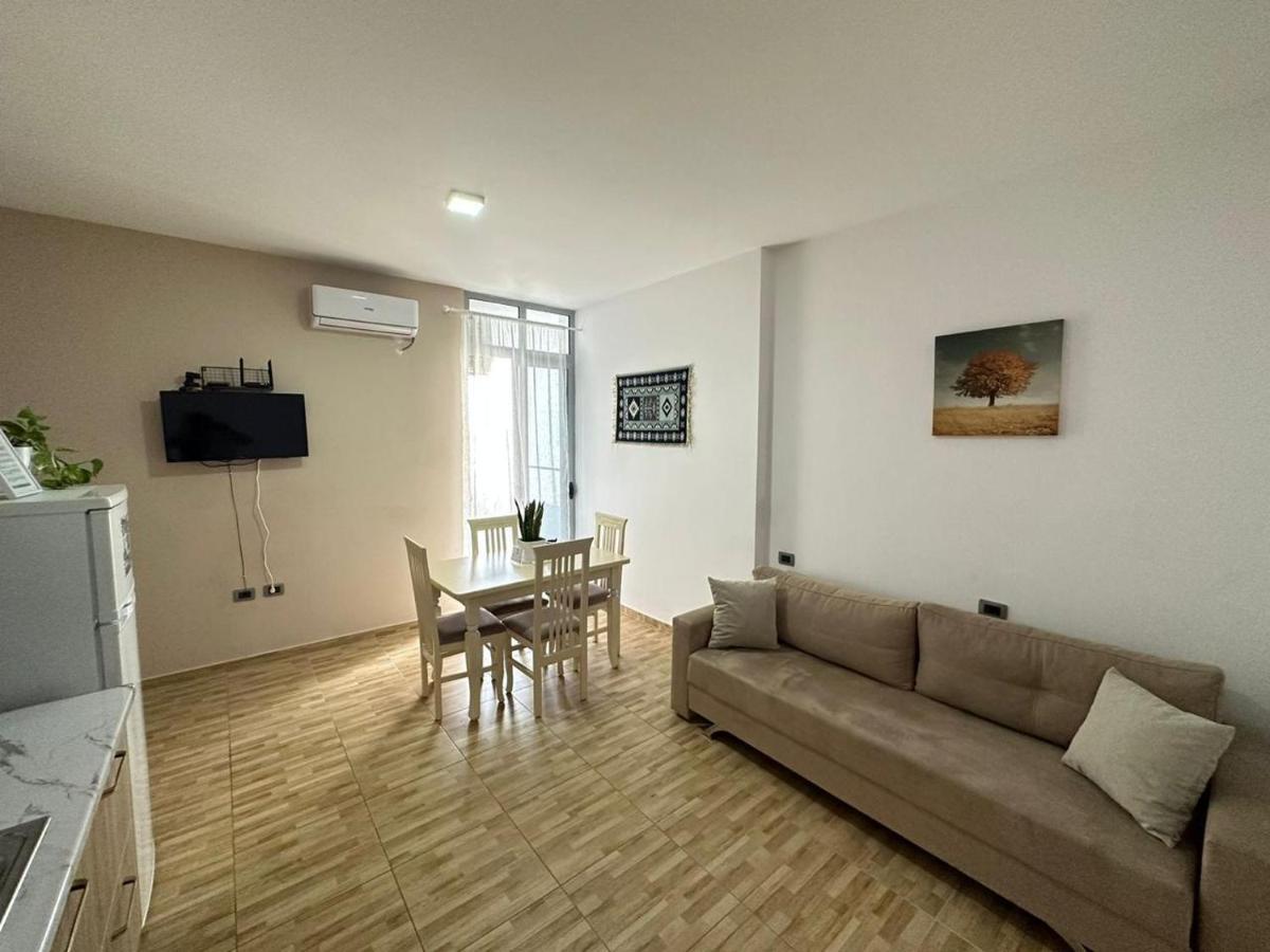 Trea Accomodations - Despacito Port Side Vlore Luaran gambar