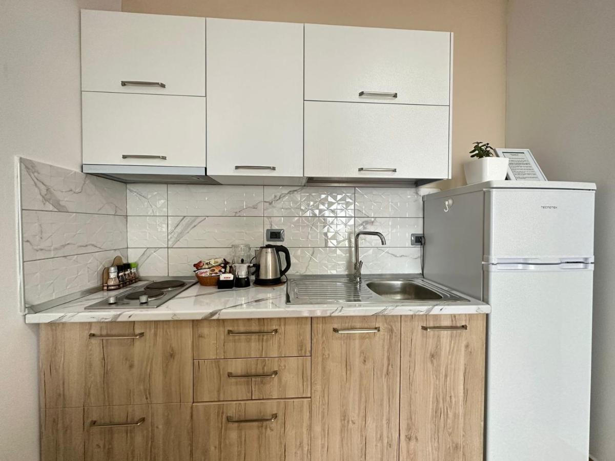 Trea Accomodations - Despacito Port Side Vlore Luaran gambar