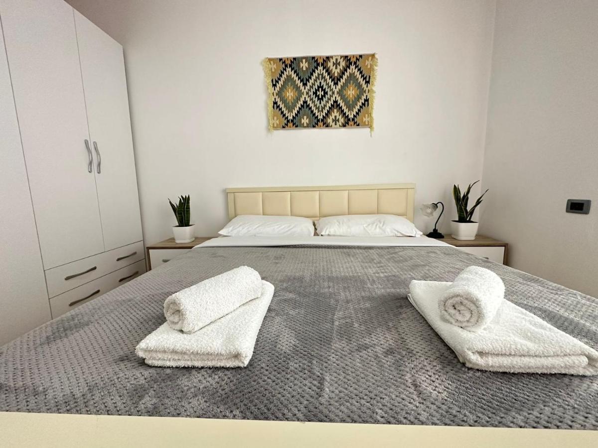 Trea Accomodations - Despacito Port Side Vlore Luaran gambar